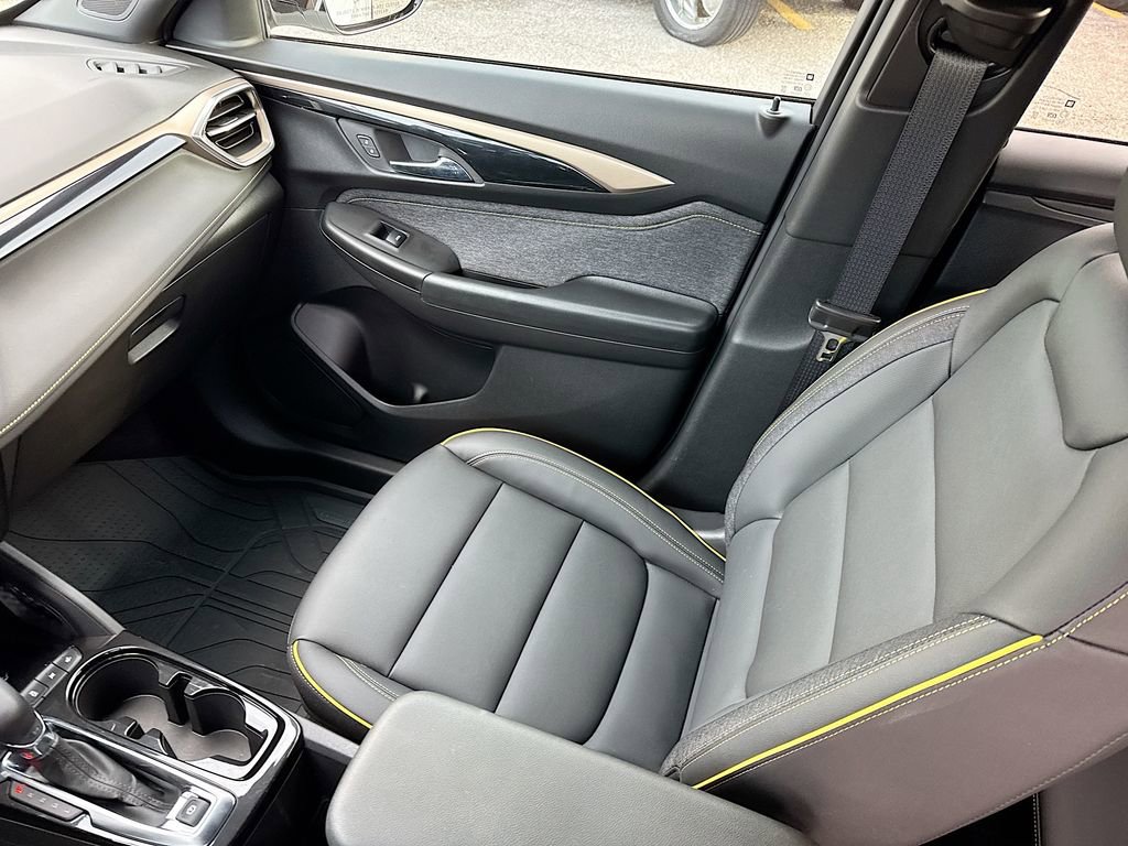 Used 2024 Chevrolet TrailBlazer ACTIV w/ Convenience Package image 22