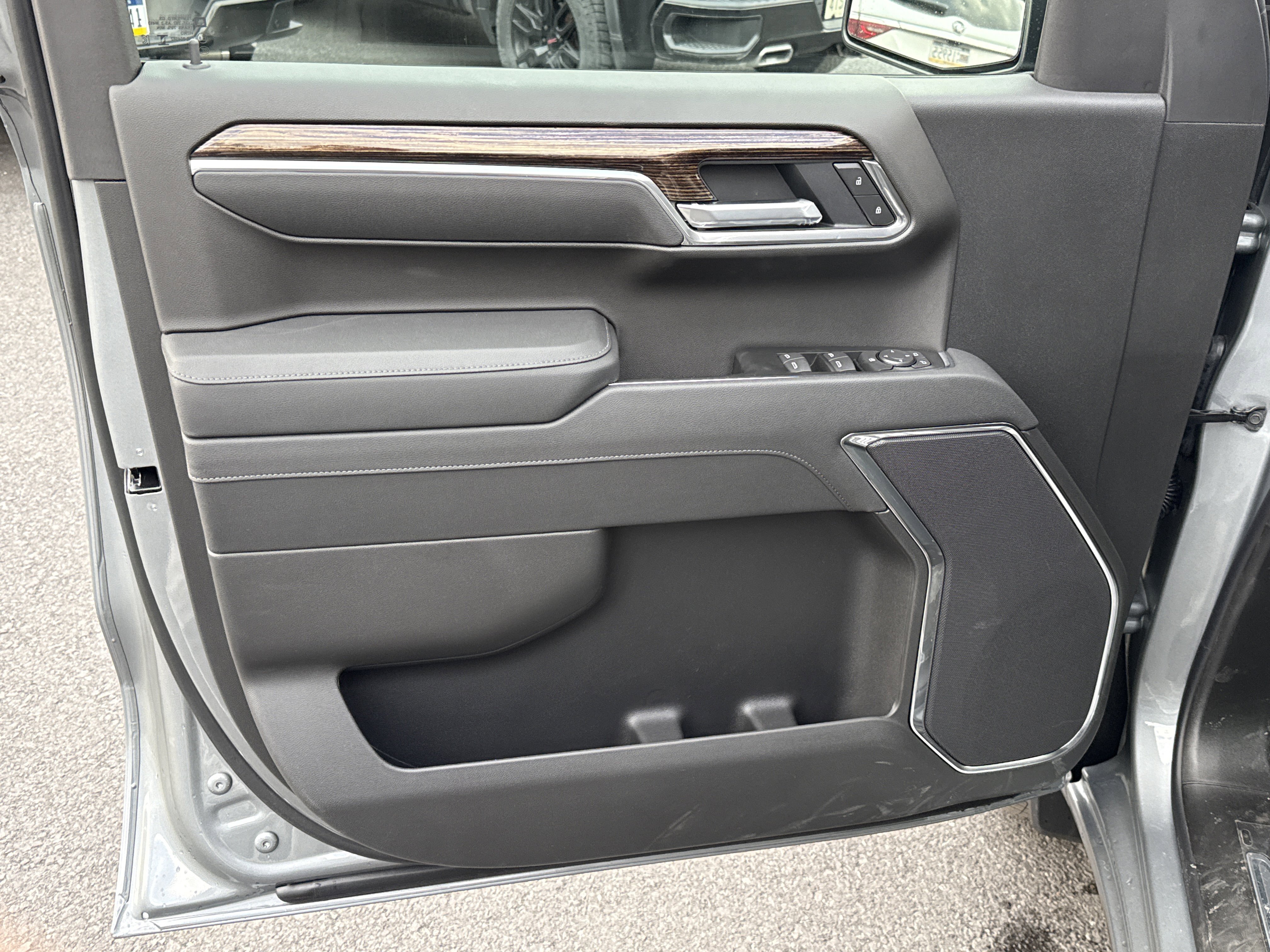 New 2026 GMC Sierra 1500 Elevation image 16