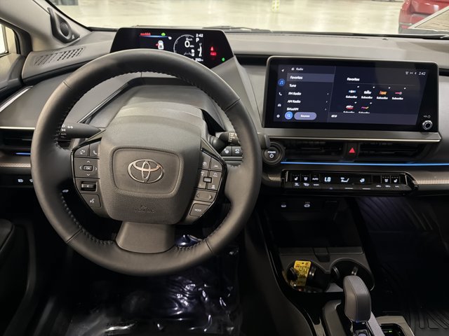 Used 2023 Toyota Prius Limited w/ Limited Premium Package FWD image 28