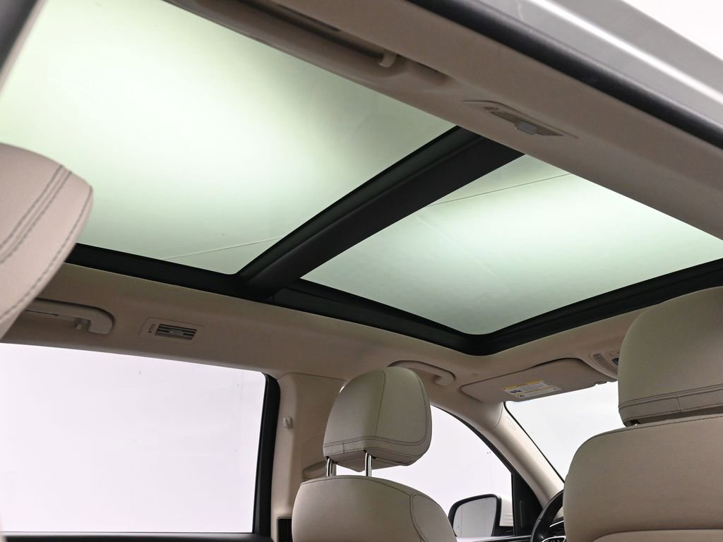 Used 2021 Mercedes-Benz GLS 450 4MATIC image 26