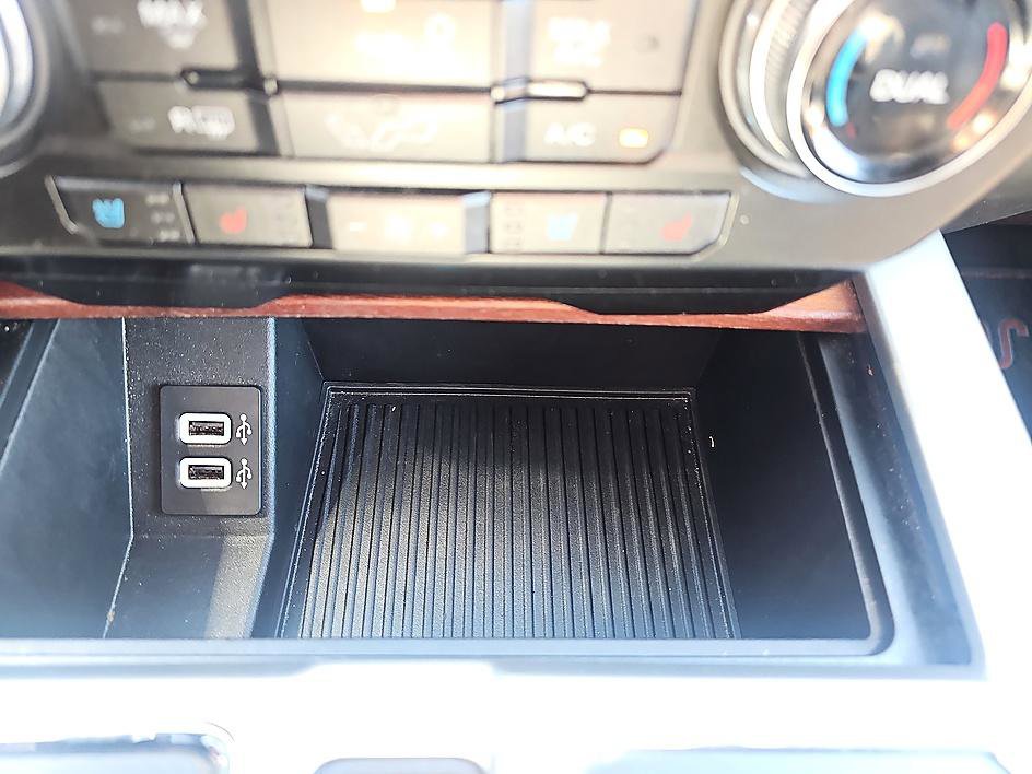 Used 2017 Ford F150 King Ranch w/ Equipment Group 601A Luxury AWD/4WD image 25