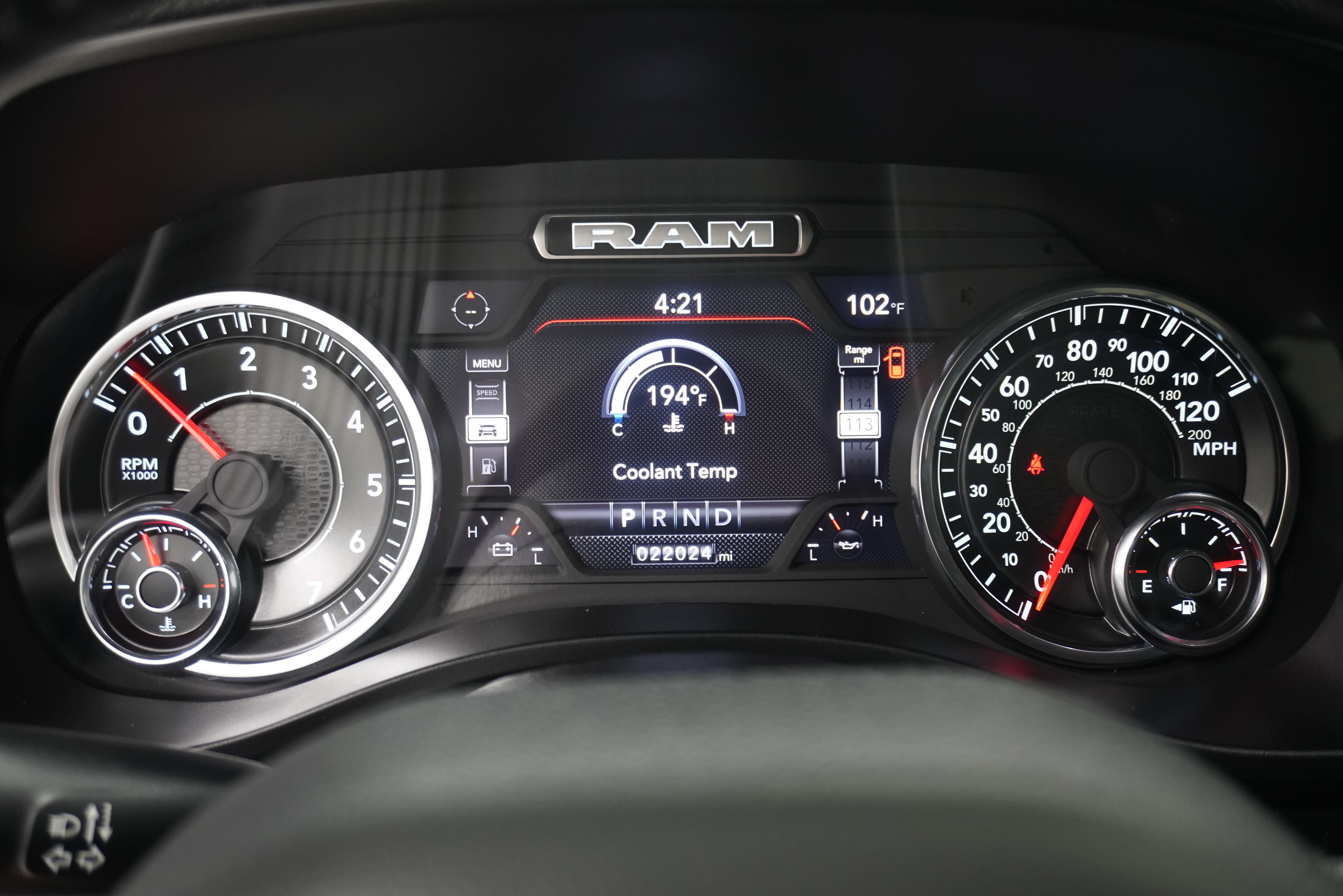 Used 2024 RAM 1500 Laramie AWD/4WD image 21