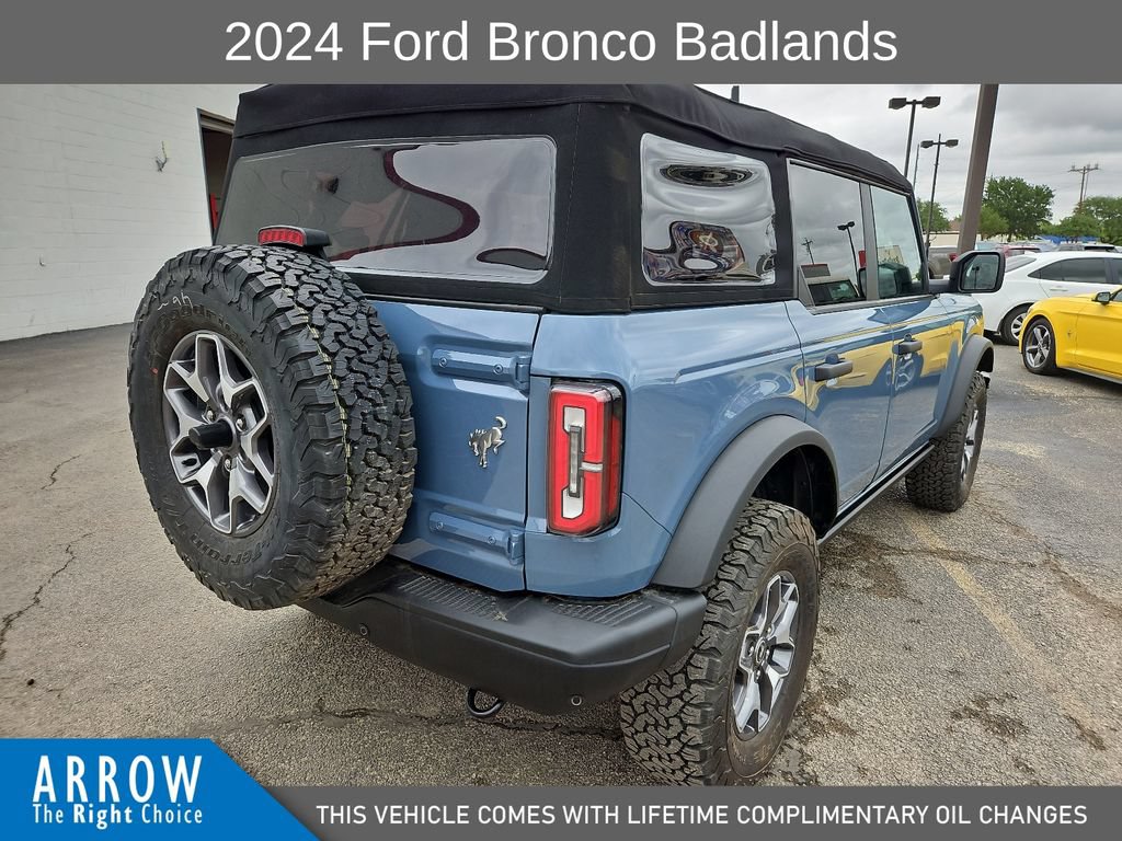 Used 2024 Ford Bronco Badlands AWD/4WD image 12