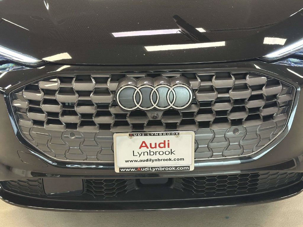 Used 2025 Audi Q5 Premium Plus w/ Premium Plus AWD/4WD image 12