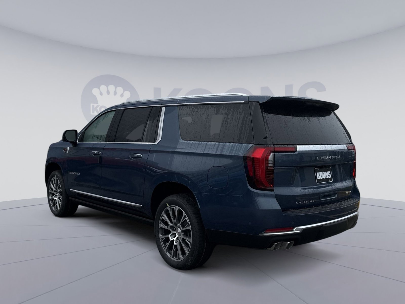 New 2026 GMC Yukon XL Denali w/ Denali Reserve Package image 4