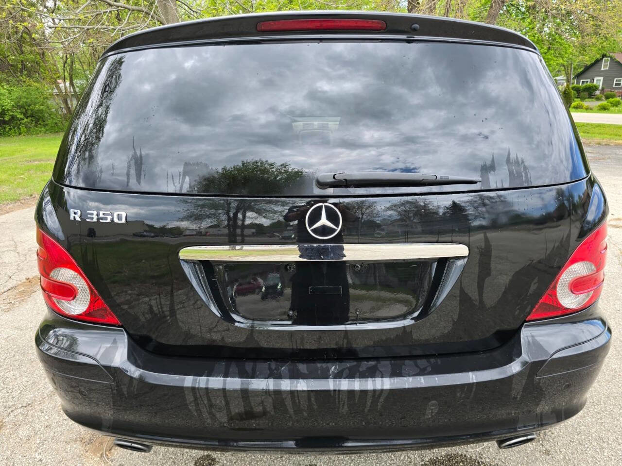 Used 2007 Mercedes-Benz R 350 4MATIC w/ P1 Pkg image 8