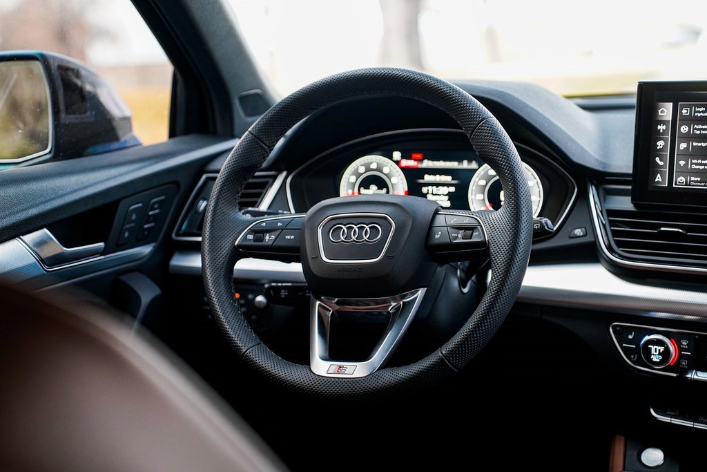 Used 2025 Audi Q5 Prestige image 13