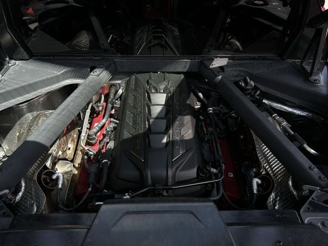 Used 2022 Chevrolet Corvette Stingray Preferred Cpe w/ Z51 Performance Package RWD image 28