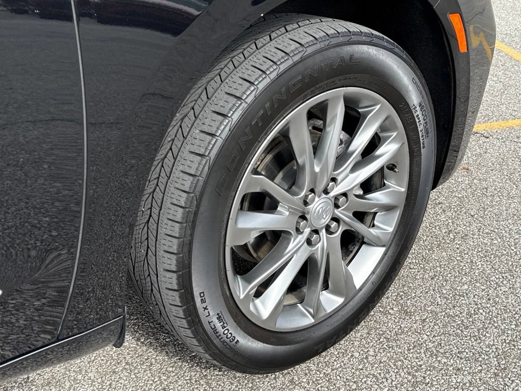 Used 2022 Buick Enclave Avenir w/ Avenir Technology Package AWD/4WD image 54