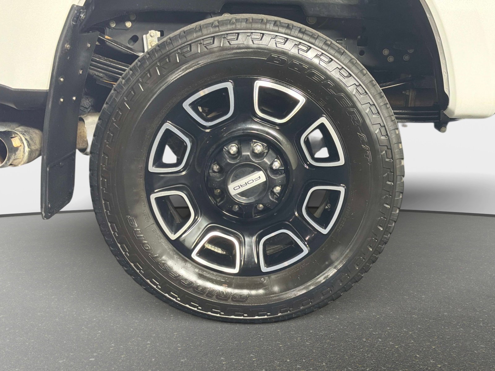 Used 2025 Ford F350 Platinum AWD/4WD image 17