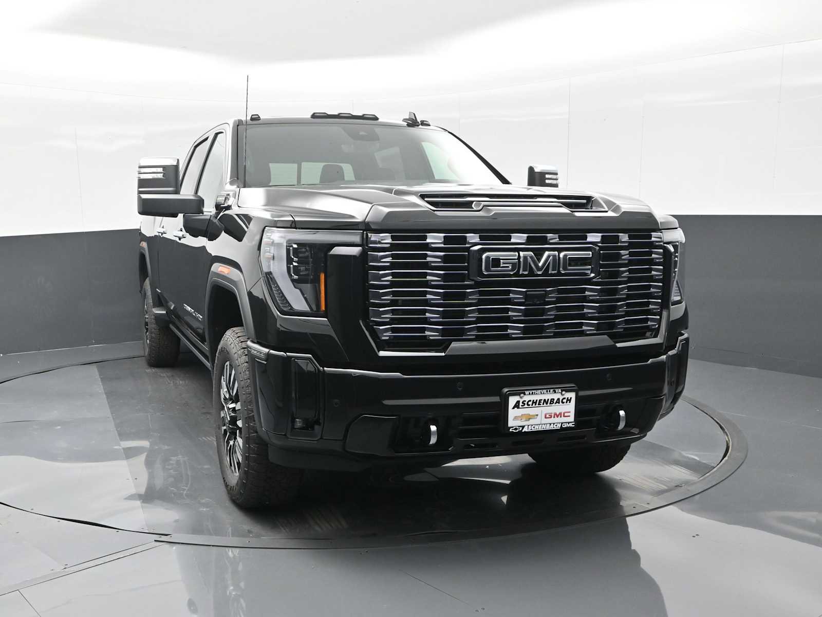 New 2025 GMC Sierra 2500 Denali Ultimate w/ Max Trailering Package image 3