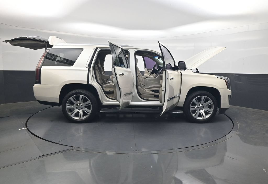 Used 2015 Cadillac Escalade Premium RWD image 42