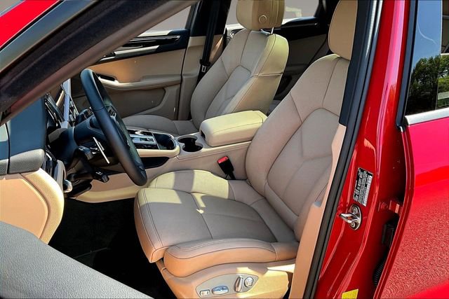 Used 2026 Porsche Macan image 20