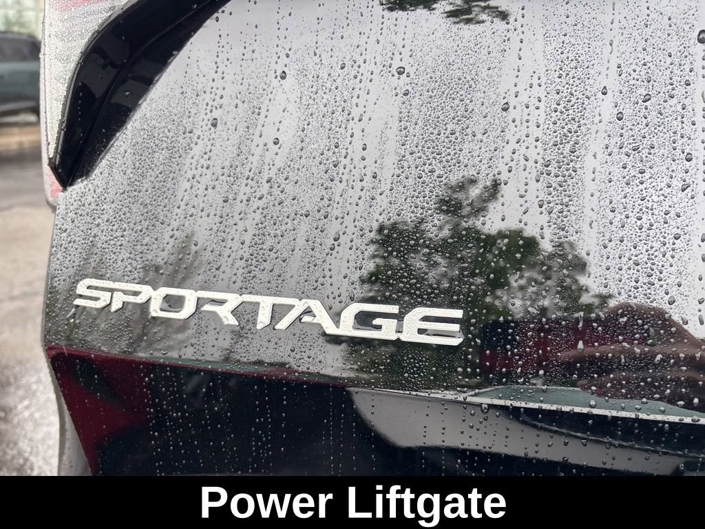 Used 2026 Kia Sportage EX FWD image 18