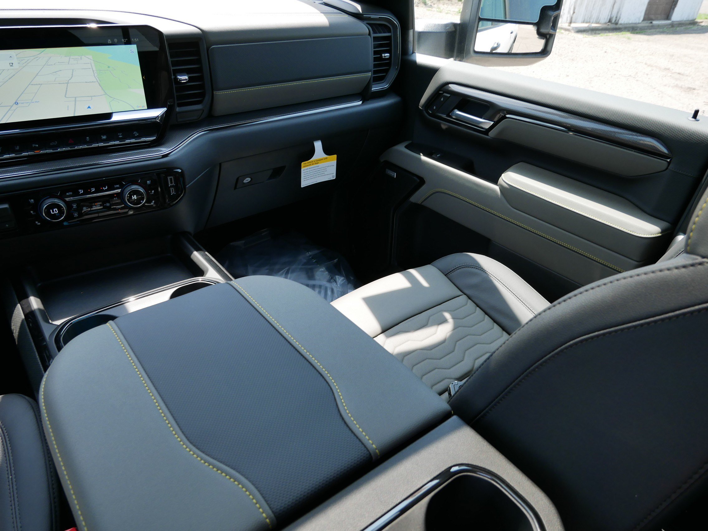 New 2026 Chevrolet Silverado 2500 ZR2 w/ LPO, Dark Essentials Package AWD/4WD image 15