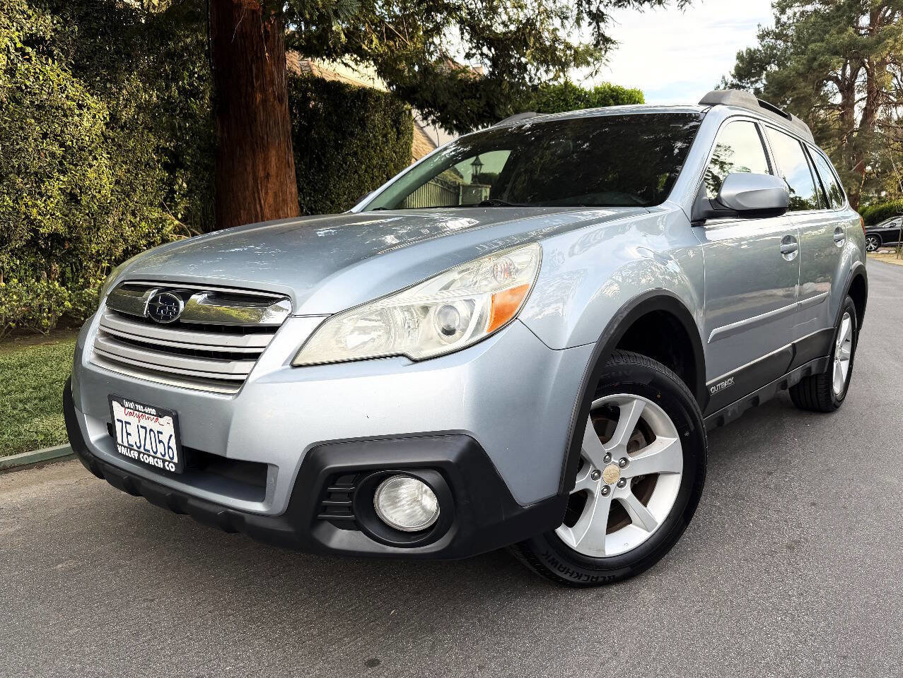 Used 2014 Subaru Outback 2.5i Premium image 2