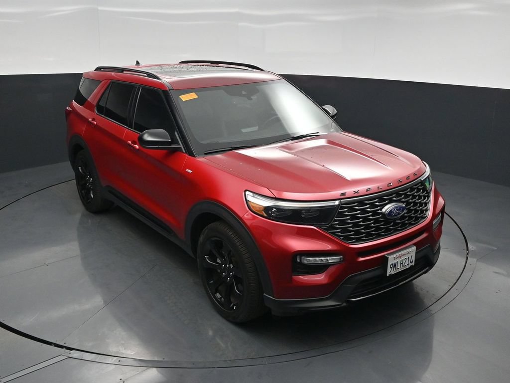 Certified 2024 Ford Explorer ST-Line w/ Class IV Trailer Tow Package RWD image 36