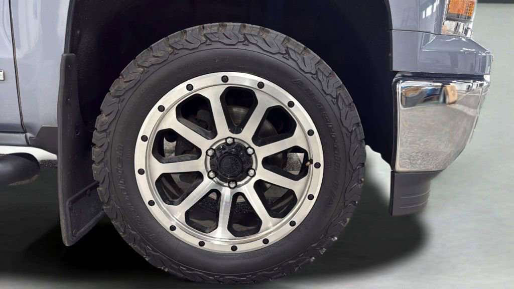 Used 2015 Chevrolet Silverado 1500 LTZ AWD/4WD image 38