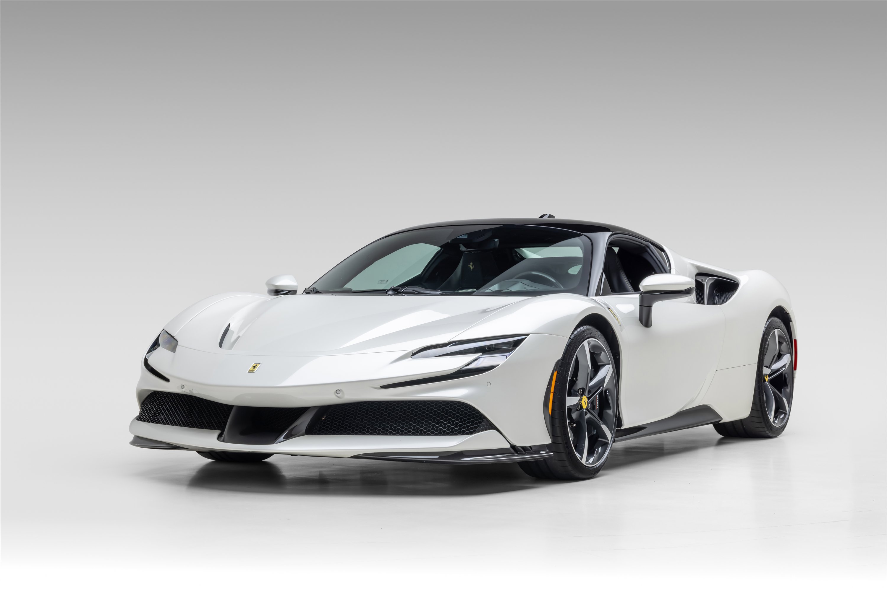 Certified 2023 Ferrari SF90 Stradale image 3