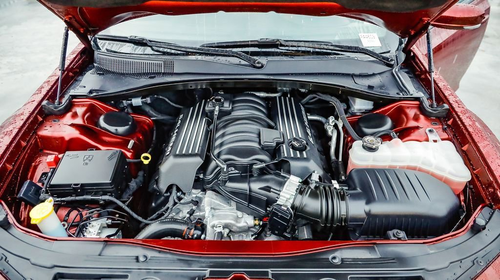 Used 2023 Chrysler 300 C image 28