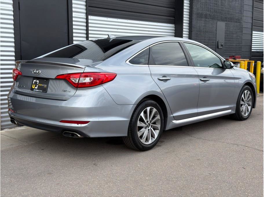 Used 2015 Hyundai Sonata Sport FWD image 3