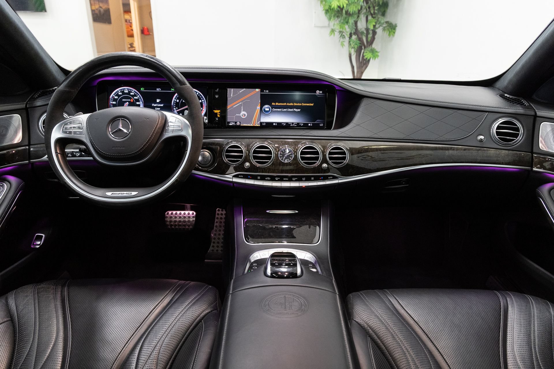 Used 2015 Mercedes-Benz S 63 AMG 4MATIC Sedan w/ Driver Assistance Package image 5