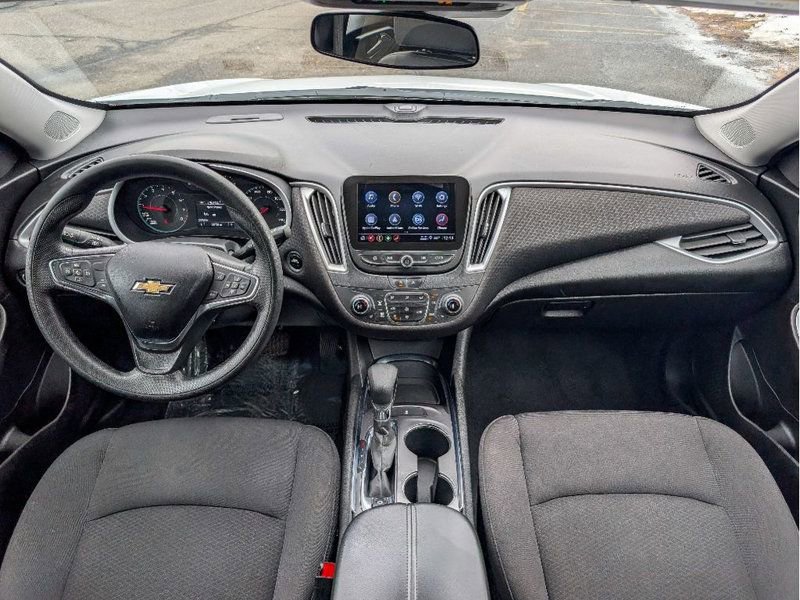 Used 2023 Chevrolet Malibu LT FWD image 25