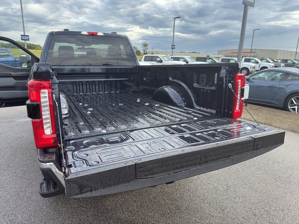 New 2025 Ford F350 XLT w/ 360-Degree Camera Package image 16