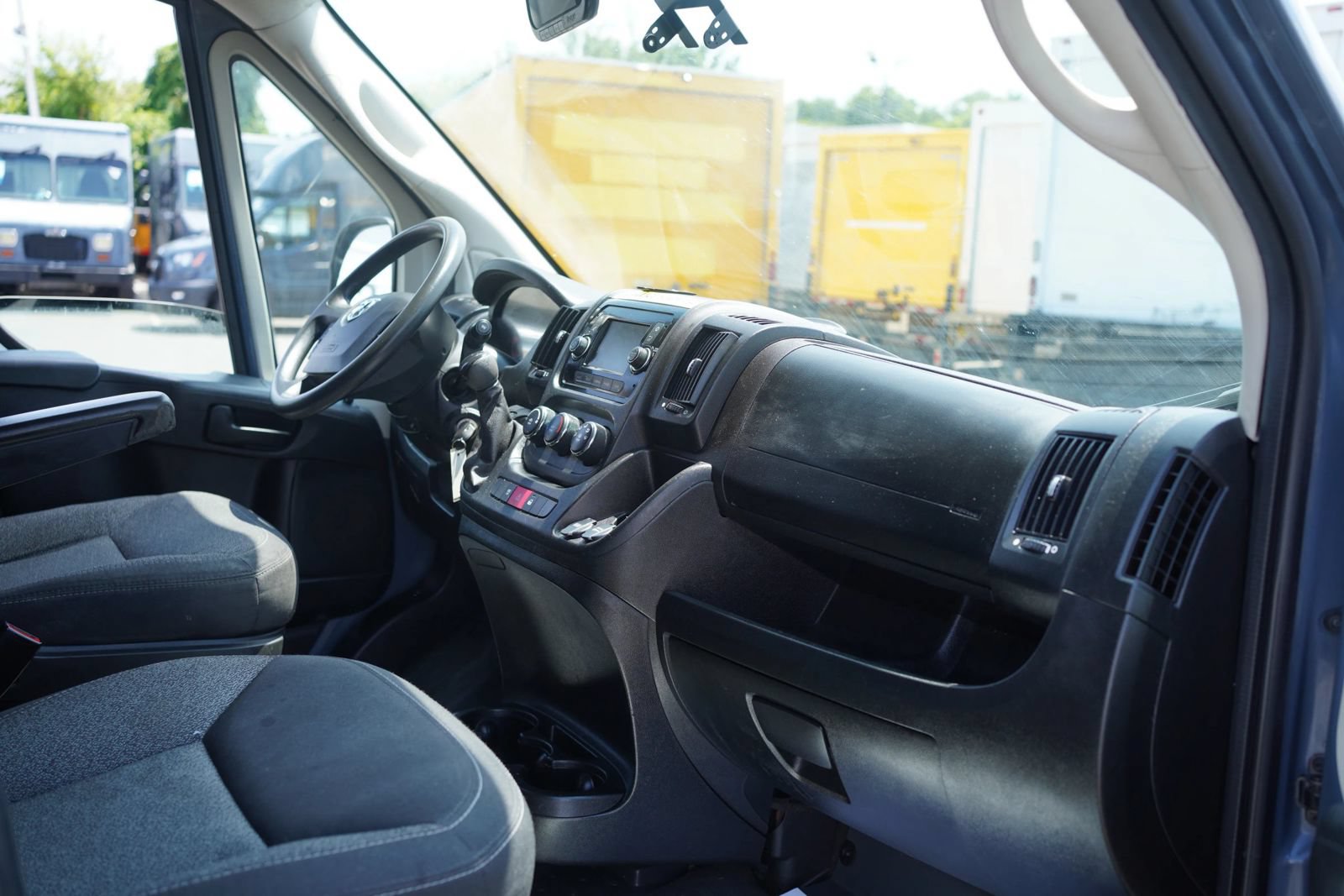 Used 2021 RAM ProMaster 3500 FWD image 2
