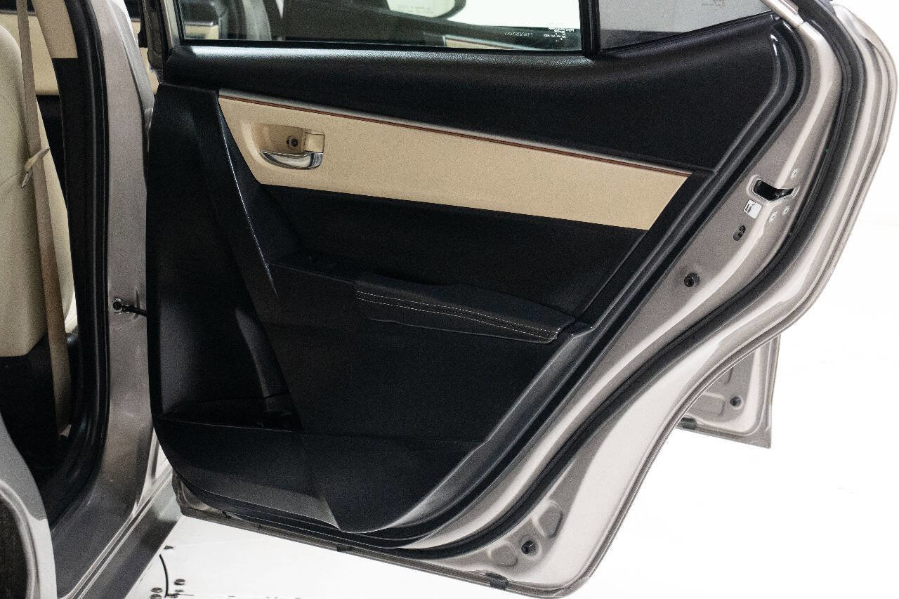 Used 2016 Toyota Corolla LE image 20