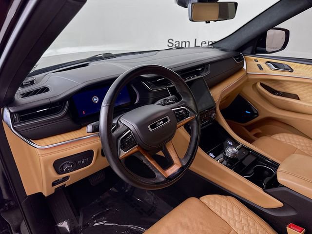 Used 2021 Jeep Grand Cherokee L Summit image 10