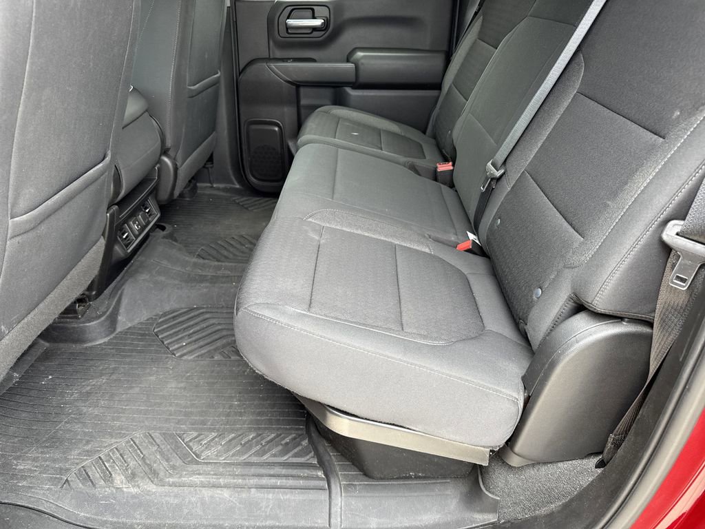 Used 2021 Chevrolet Silverado 1500 LT image 24