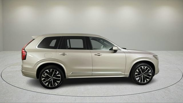 New 2026 Volvo XC90 T8 Plus w/ Protection Package Premier AWD/4WD image 3