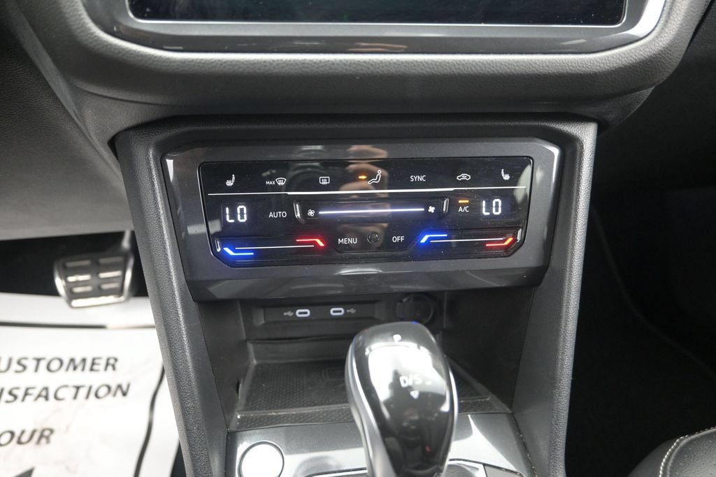 Used 2023 Volkswagen Tiguan SE R-Line FWD image 14
