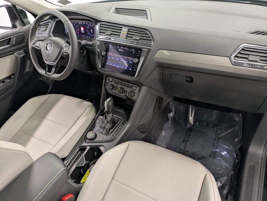 Certified 2021 Volkswagen Tiguan SEL image 31