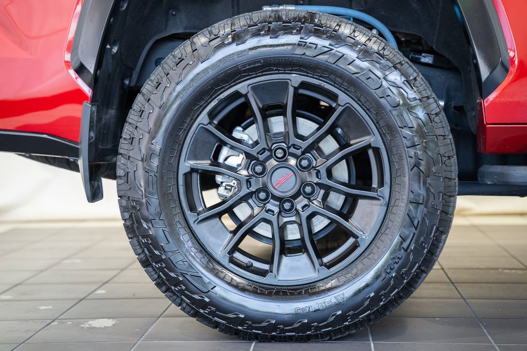 Used 2024 Toyota Sequoia Platinum w/ TRD Off-Road Package AWD/4WD image 22