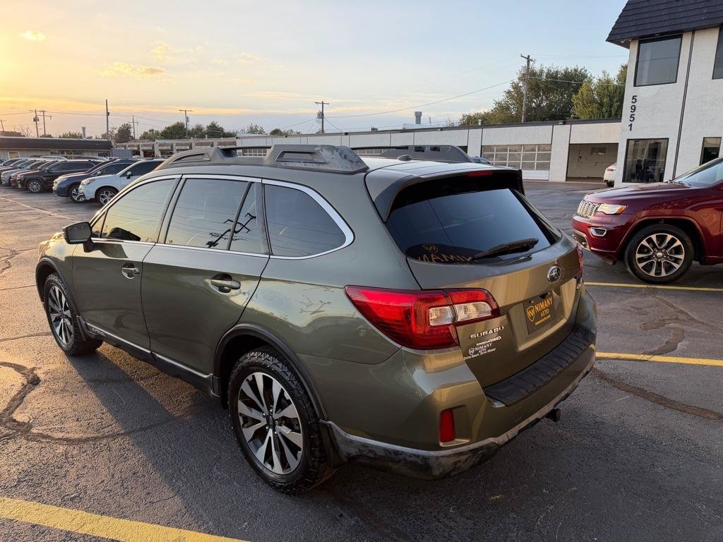 Used 2015 Subaru Outback 2.5i Limited AWD/4WD image 4