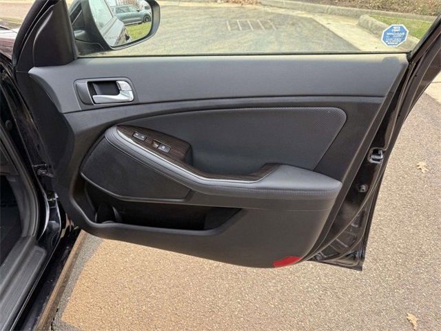 Used 2015 Kia Optima EX image 11