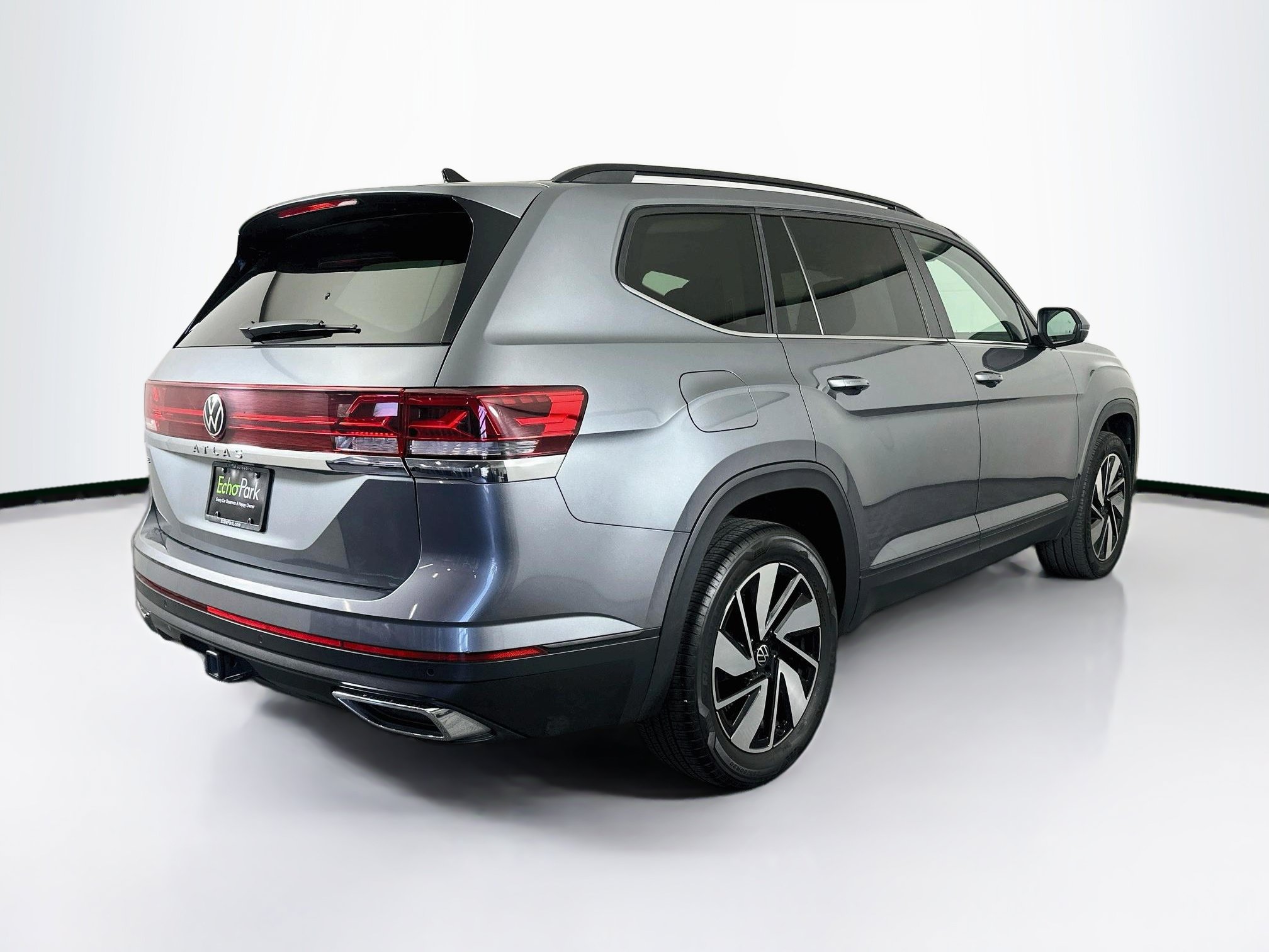 Used 2024 Volkswagen Atlas SE FWD image 9
