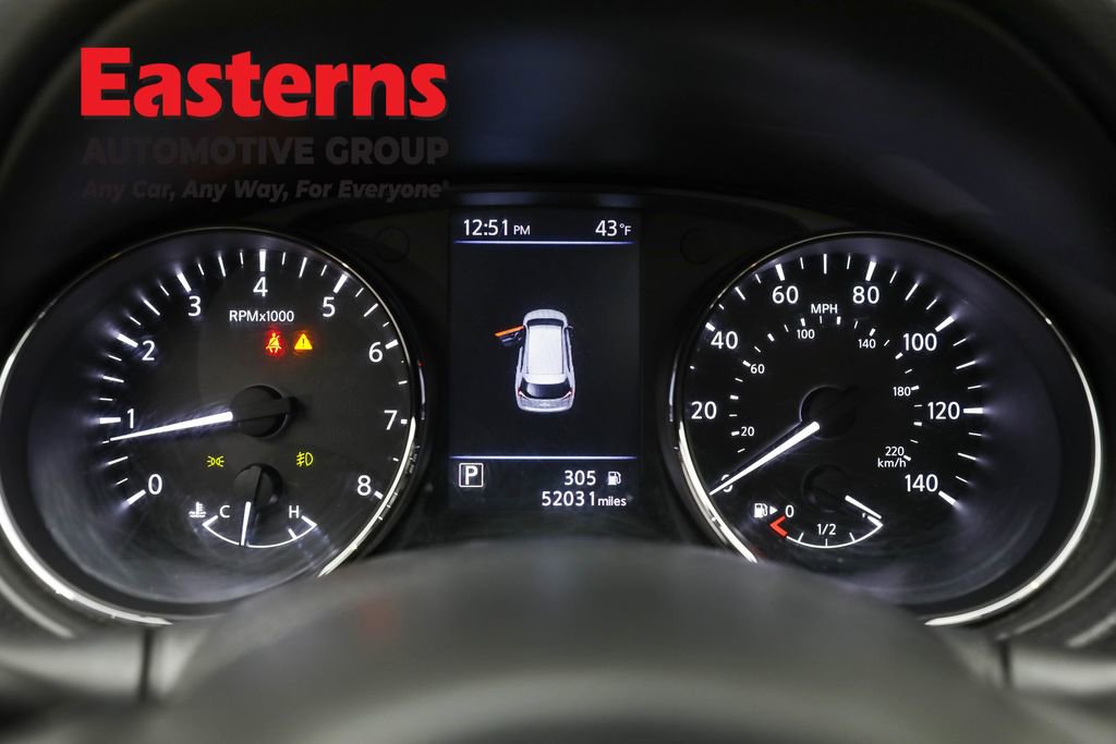 Used 2020 Nissan Rogue SL w/ Premium Package image 17