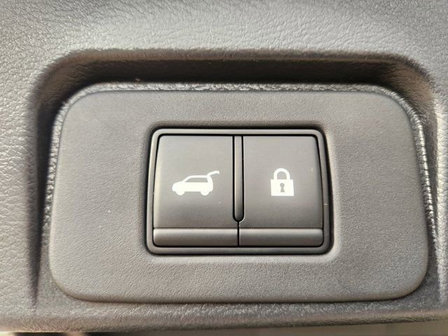 Used 2023 Nissan Rogue SL image 35