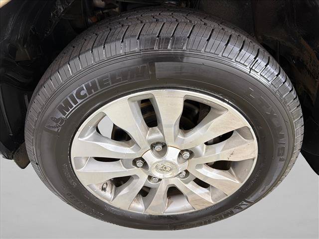Used 2010 Toyota Sequoia Limited AWD/4WD image 13
