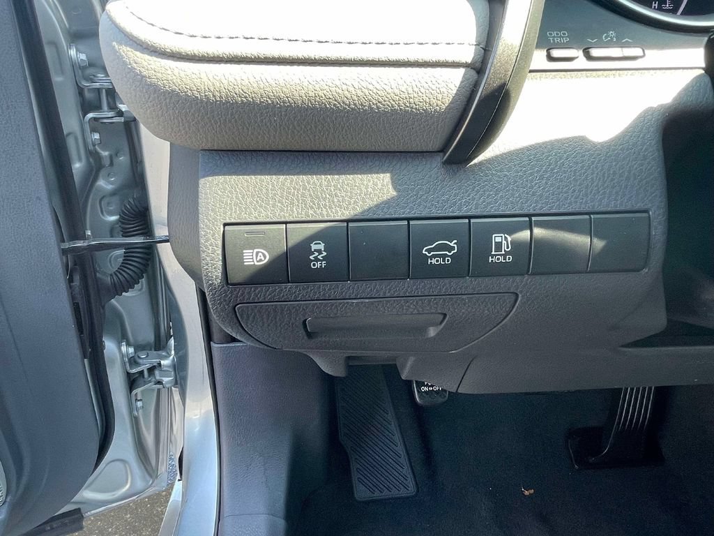 Used 2023 Toyota Camry LE FWD image 19