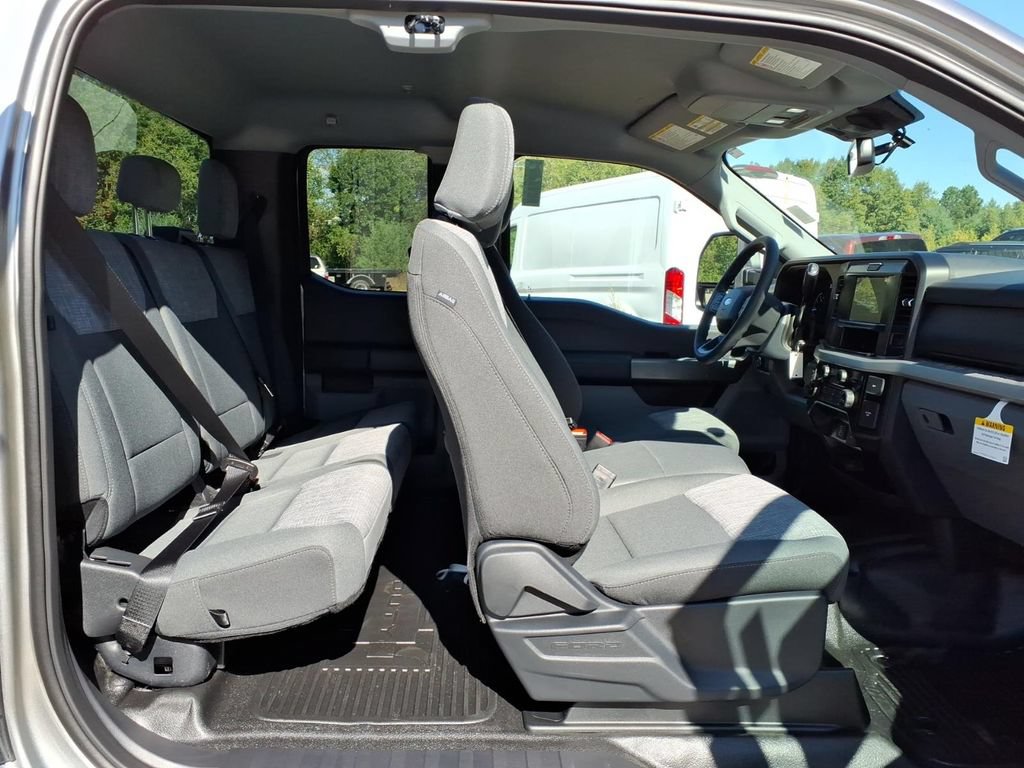 New 2027 Ford F350 XLT w/ 360-Degree Camera Package AWD/4WD image 16