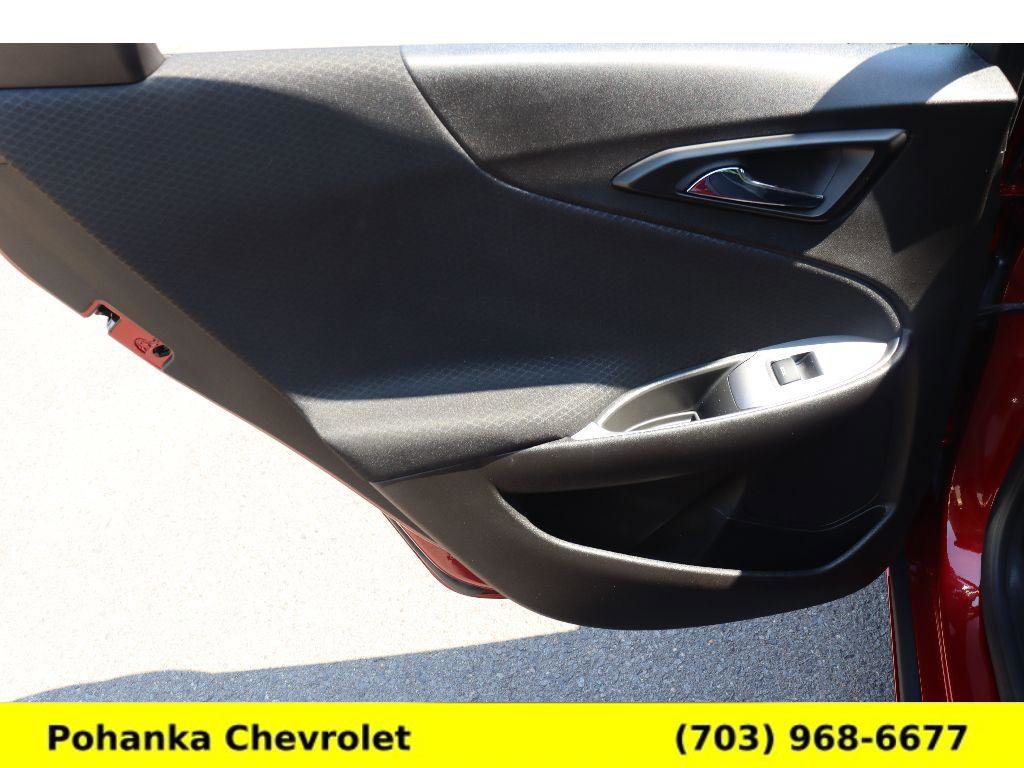 Used 2025 Chevrolet Malibu RS FWD image 26