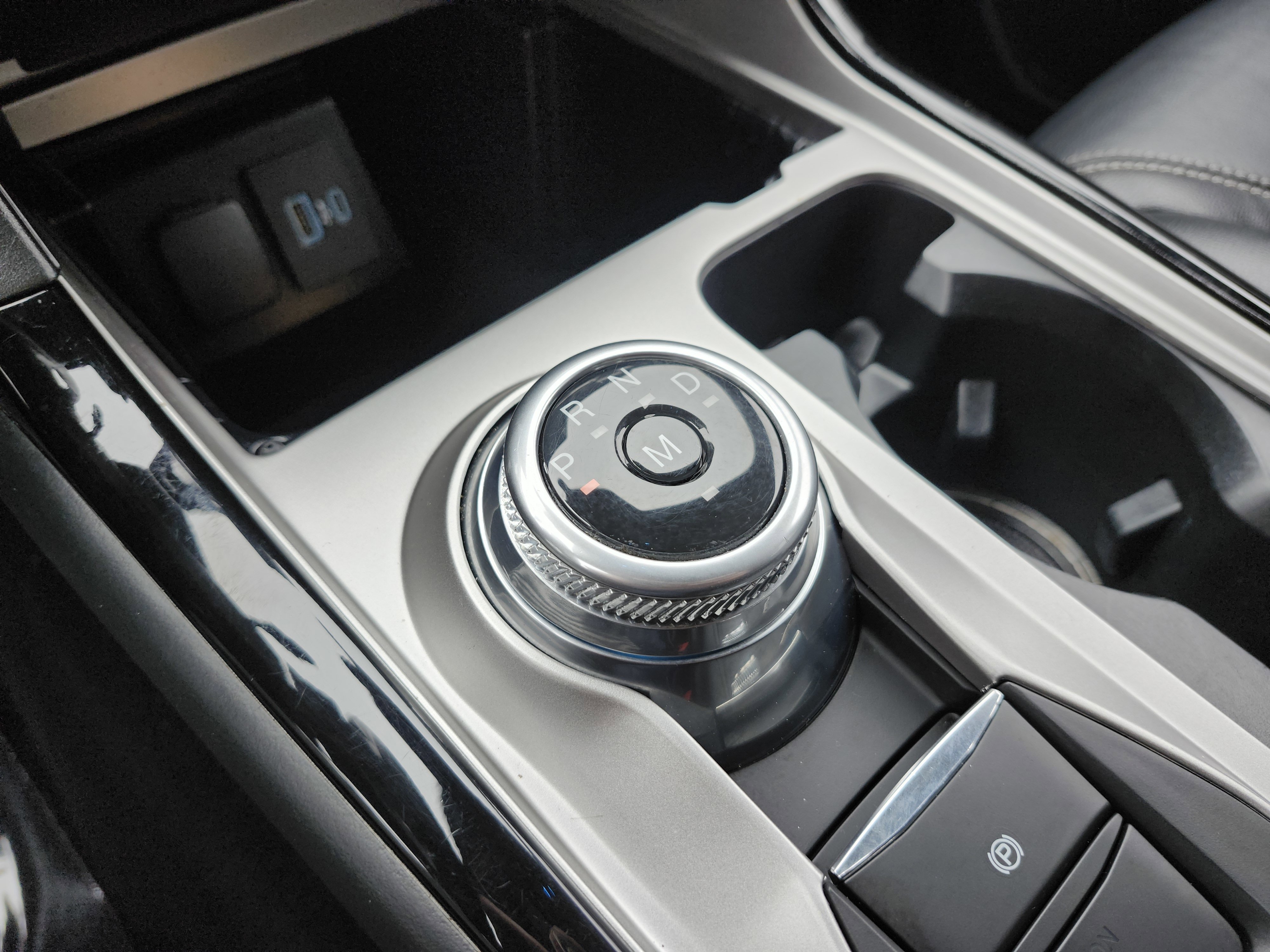 Used 2021 Ford Explorer ST w/ Equipment Group 401A image 12