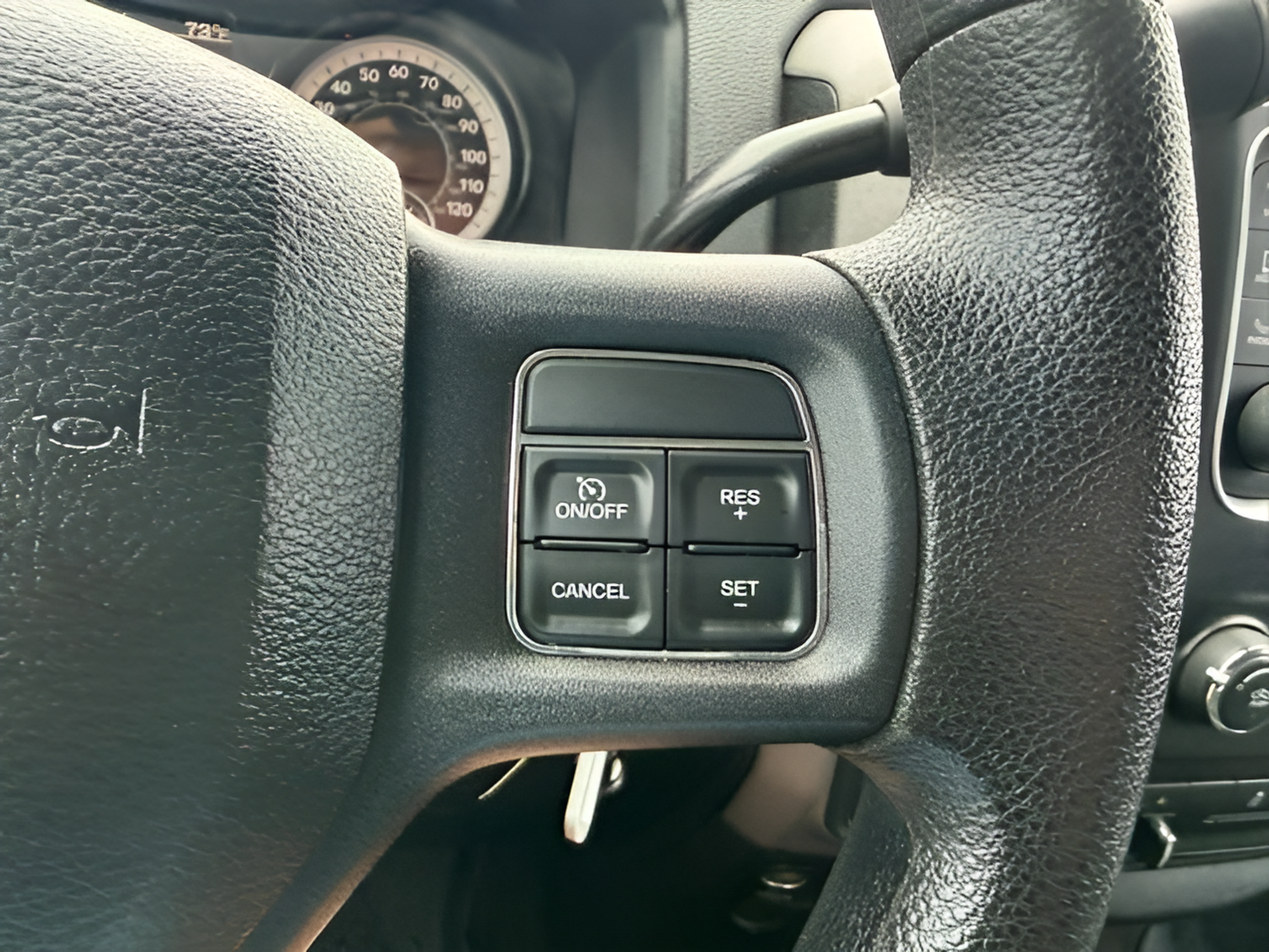 Used 2016 RAM 2500 Tradesman w/ Chrome Appearance Group AWD/4WD image 14