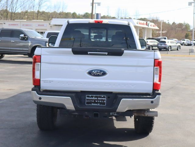 Used 2019 Ford F250 Lariat w/ Lariat Value Package AWD/4WD image 5