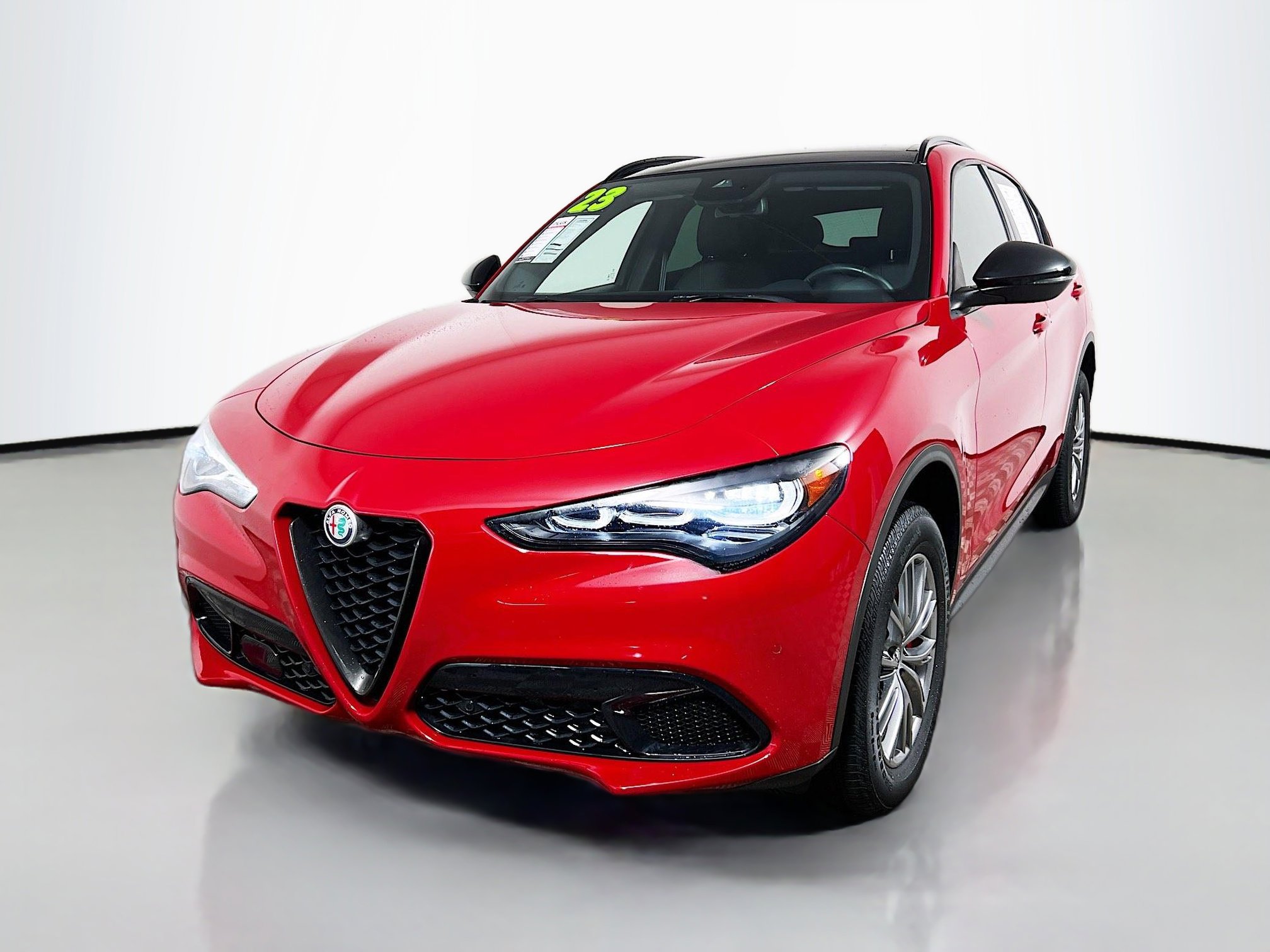 Used 2024 Alfa Romeo Stelvio Sprint image 10