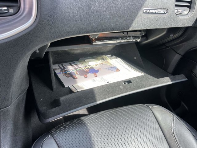 Used 2017 Dodge Charger SXT w/ AWD Plus Group image 33